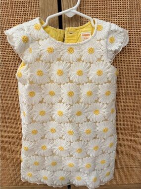 Gymboree White Lace Daisy Dress with Yellow Centers